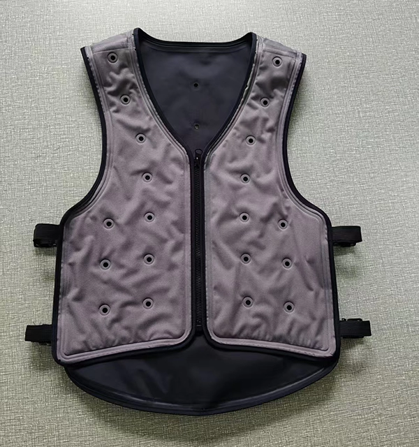 Water Evaporative Cooling Clothing